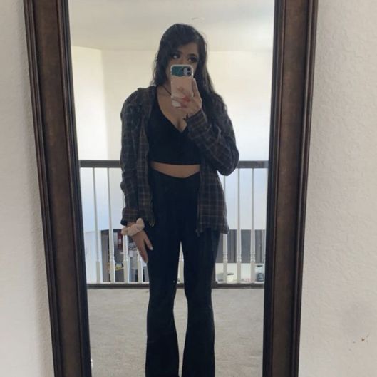 lovingluna_xo's picture 2 of 2