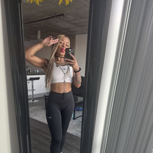 Mina77 Picture