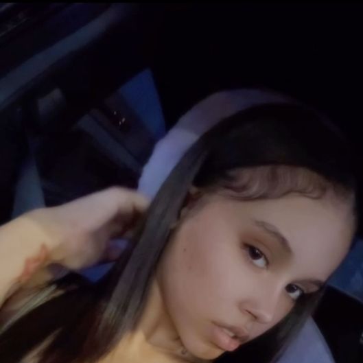 comelaywitme Picture