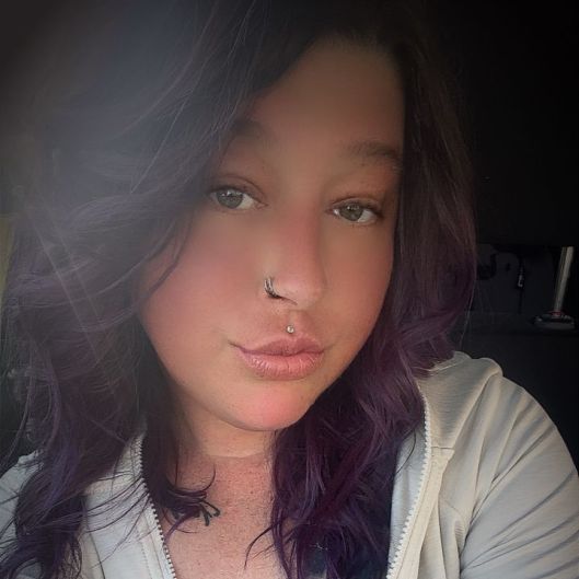 Queenambz's picture 2 of 7