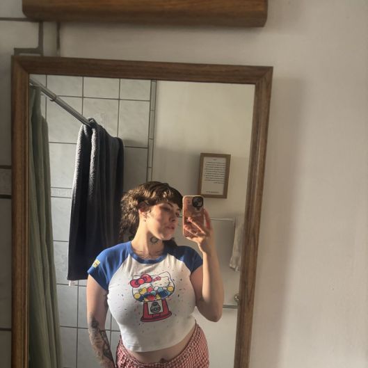 cuddlysnowwhite