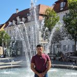 mo_moneybg