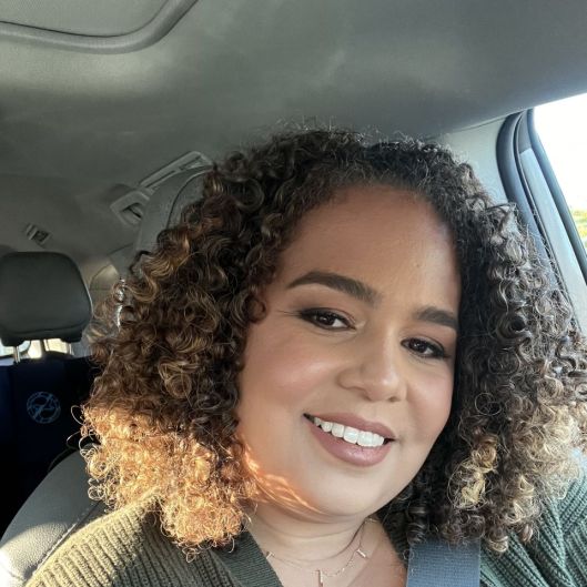 professional-cuddler-in-charlottesville-virginia-heartfelthug