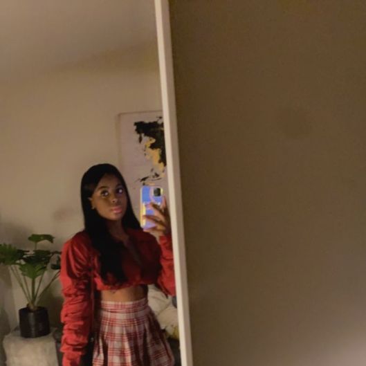 dreamgirlshyy's picture 3 of 3