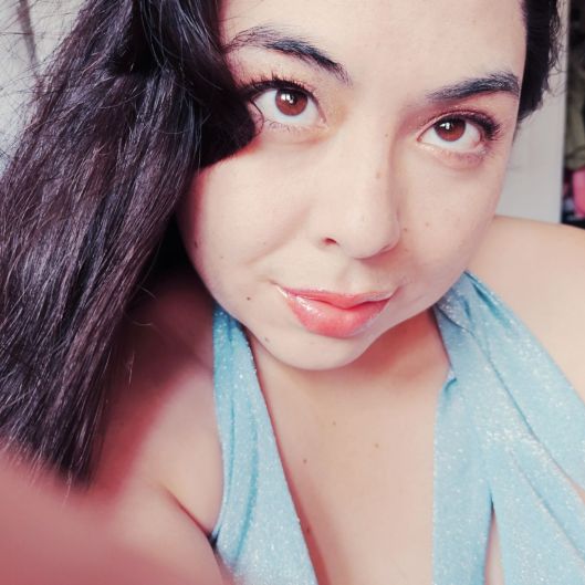 snugglewithlana Picture