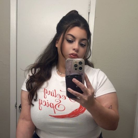 CurvyGirl