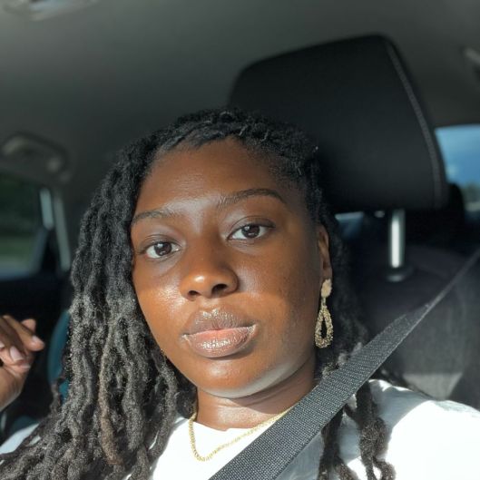 Dee90s Picture
