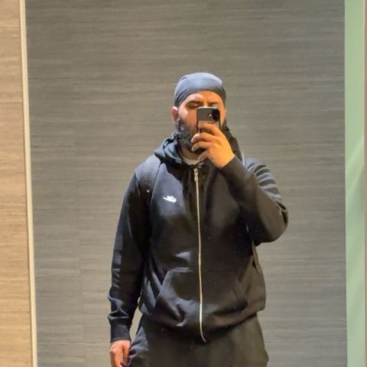 AV3