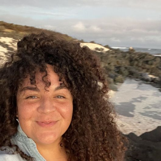 curlybee Picture