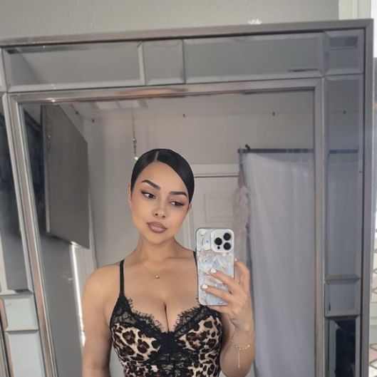 prettyyrose's picture 4 of 6