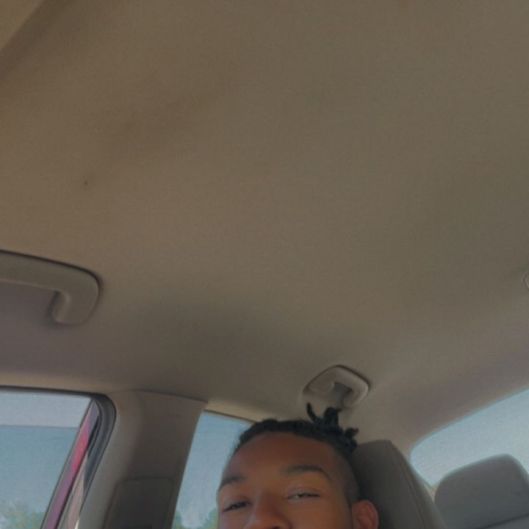 lightskincuddle's picture 2 of 10