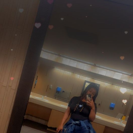 Kiaalovee Picture