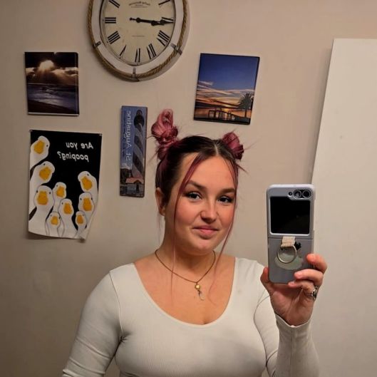 Stephanie32 Picture