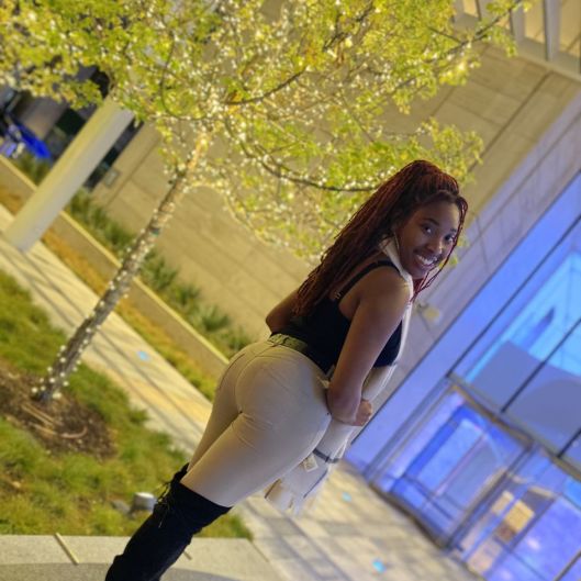 nikkylovely21's picture 3 of 3