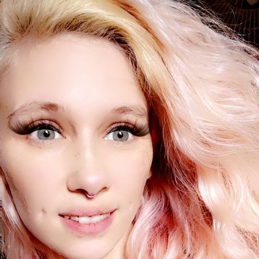 professional-cuddler-in-winston-salem-north-carolina-skyhigh420