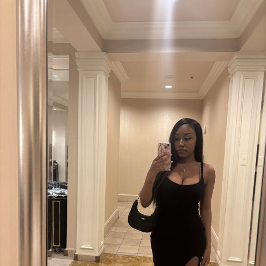 niahhbae's picture 3 of 6