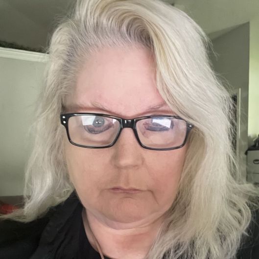 professional-cuddler-in-oviedo-florida-floridabelle