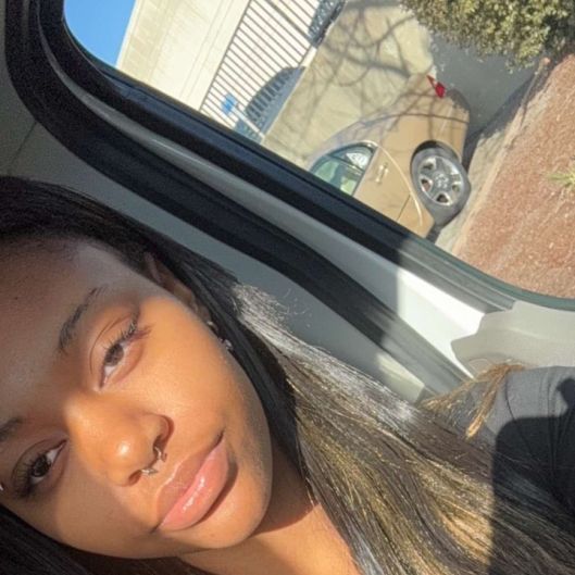 Anika19 Picture