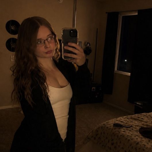 ItsRiah's picture 2 of 4