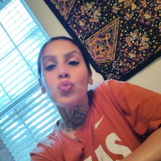 LatinCuddlezXoX's picture 3 of 4