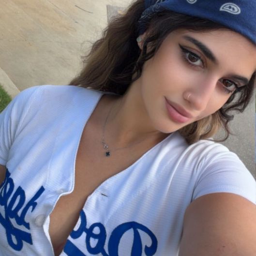 _selena_'s picture 9 of 14