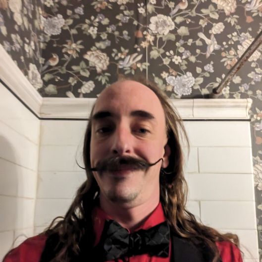 Cuddlestache108