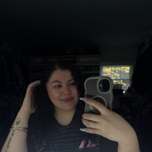 LunaVHugzzz Picture
