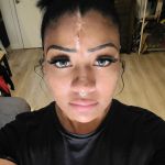 HoldMe27
