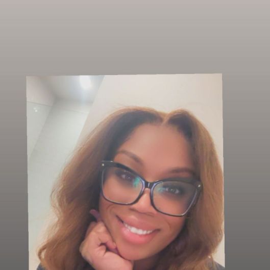 PRETTYROYALTY Picture