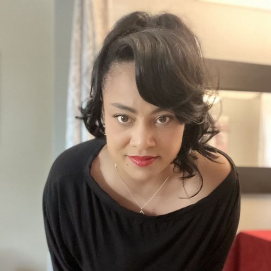 Professional Cuddler in Hamilton, Ontario | lexiluv