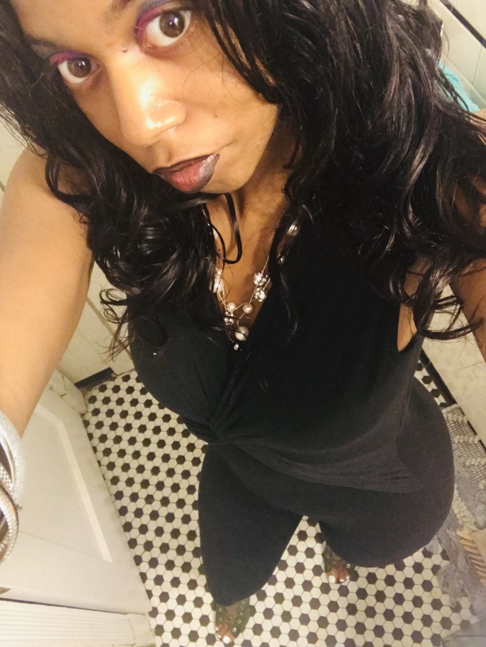 Prettybaddie25's picture 11 of 13