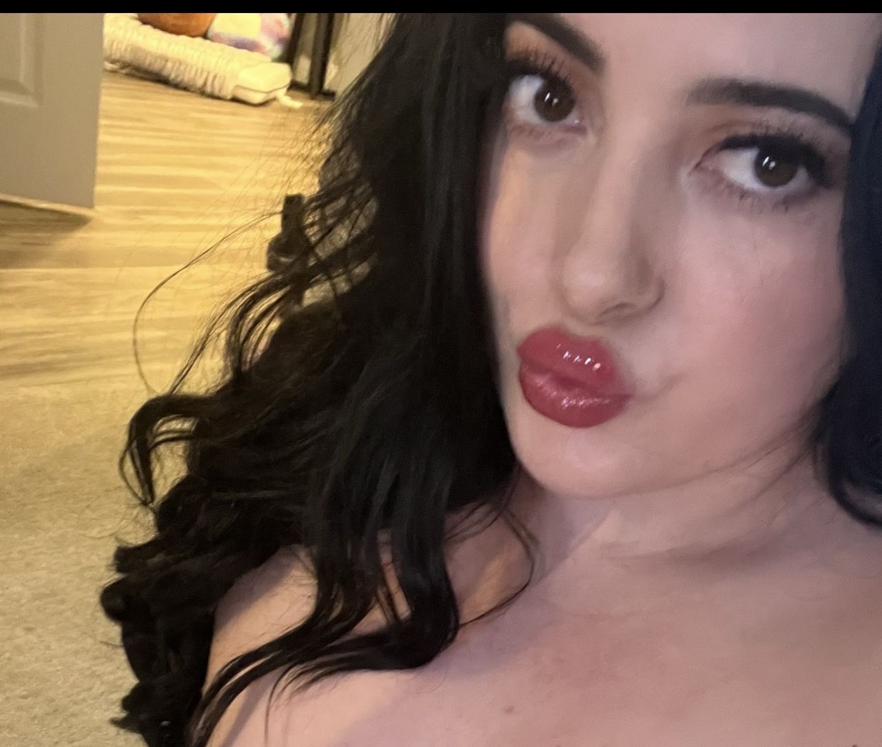 Kylee_girlxoxo's picture 8 of 12
