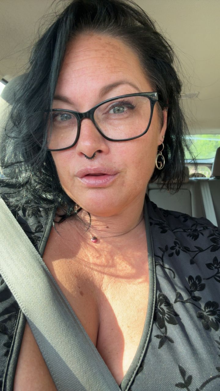 professional-cuddler-in-fleming-island-florida-susiecomfort