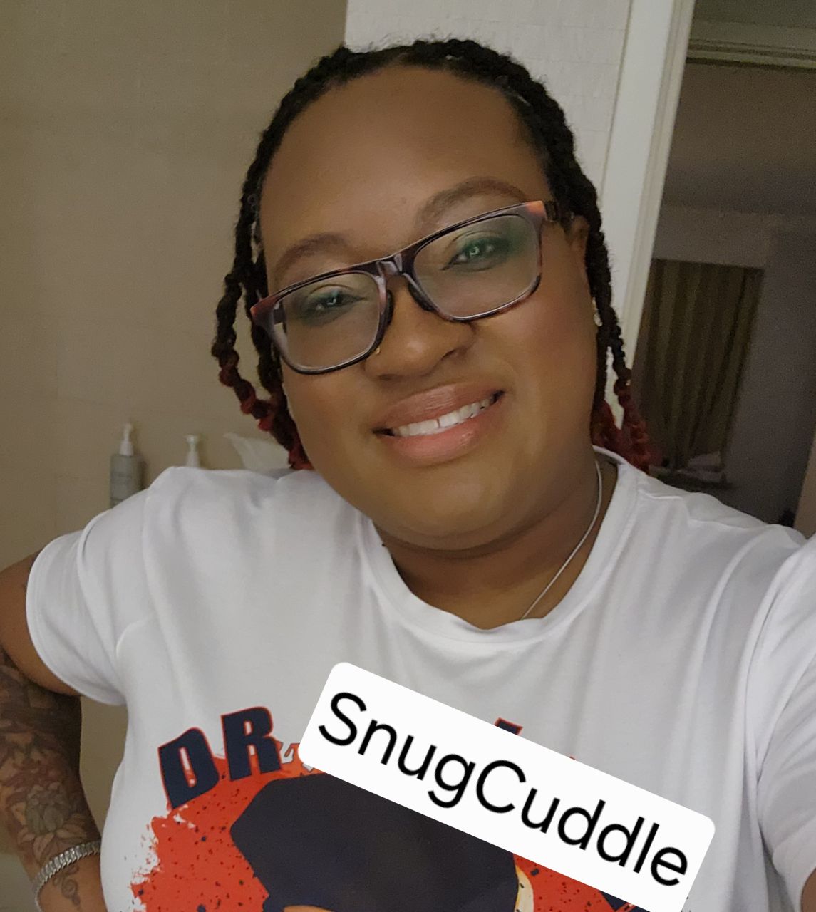 DrSnugCuddle's picture 2 of 3