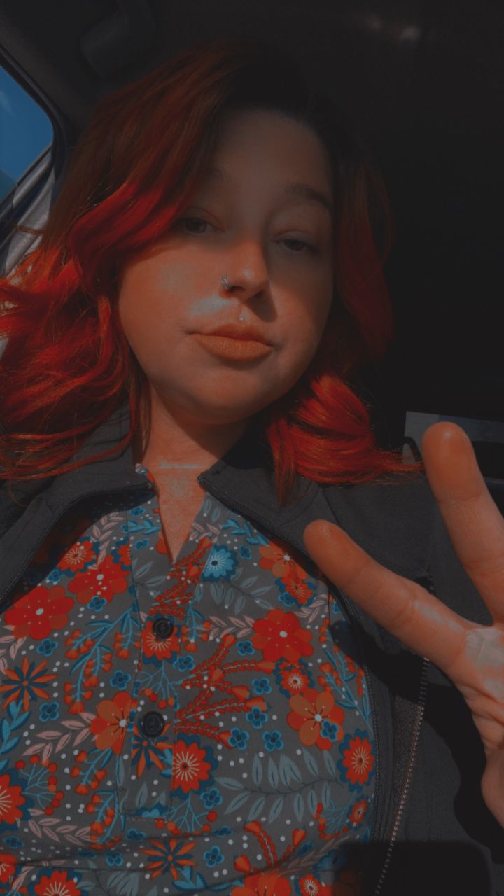 Queenambz's picture 3 of 7