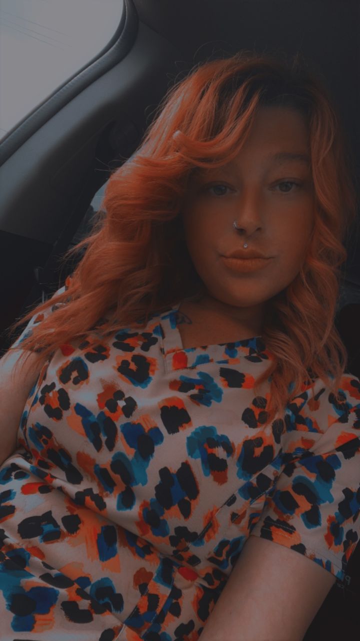 Queenambz's picture 5 of 7