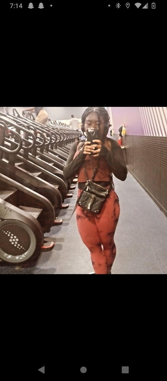 aarianas's picture 3 of 3
