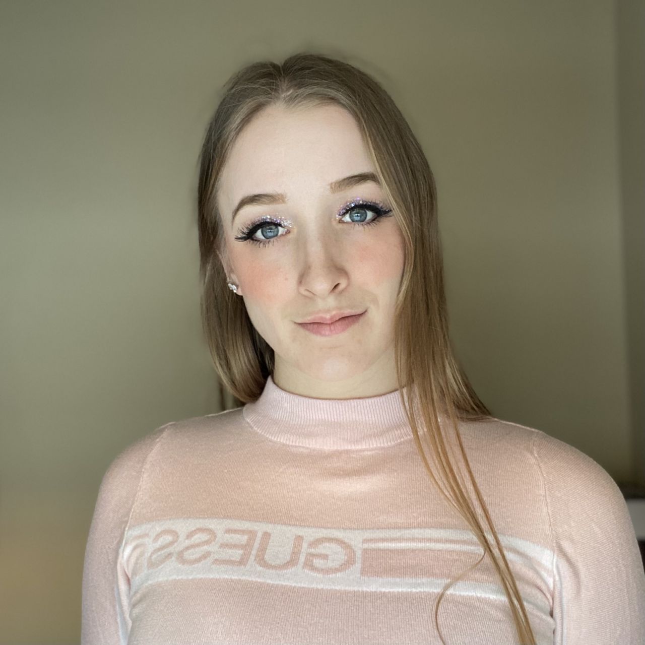 Professional Cuddler in Boston, Massachusetts, US Rosie_Posie