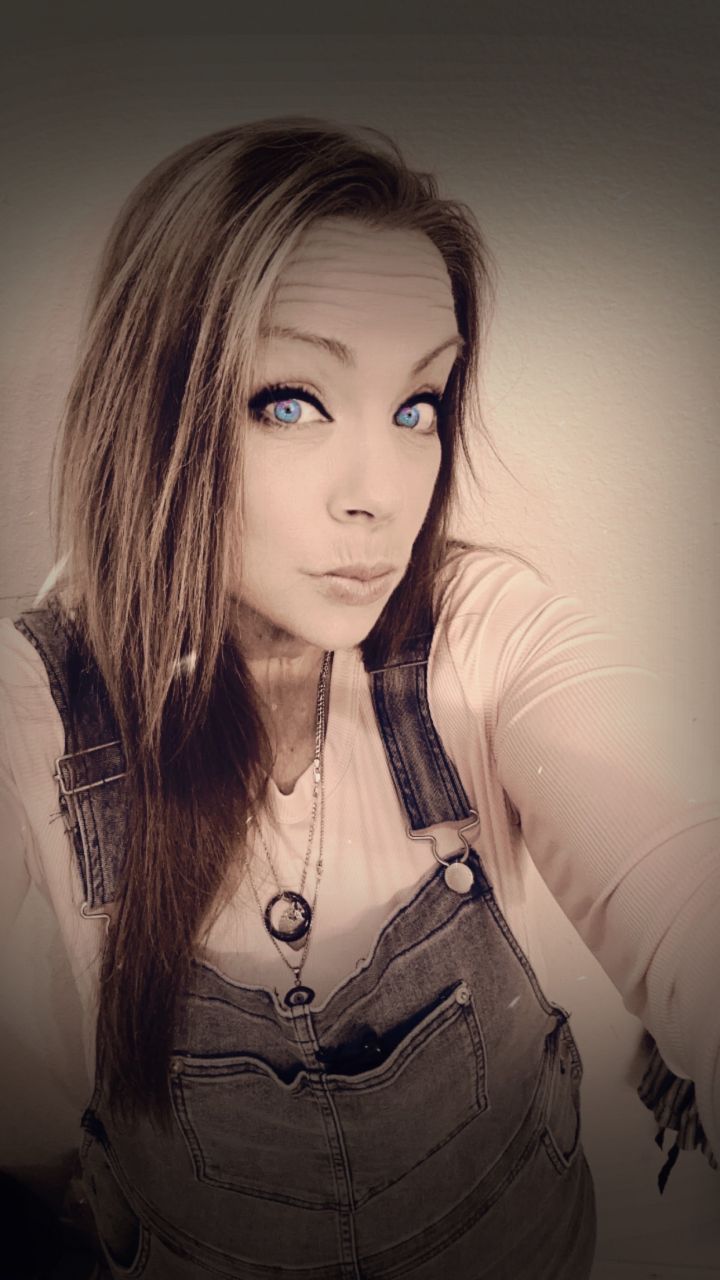 Korinda's picture 8 of 15