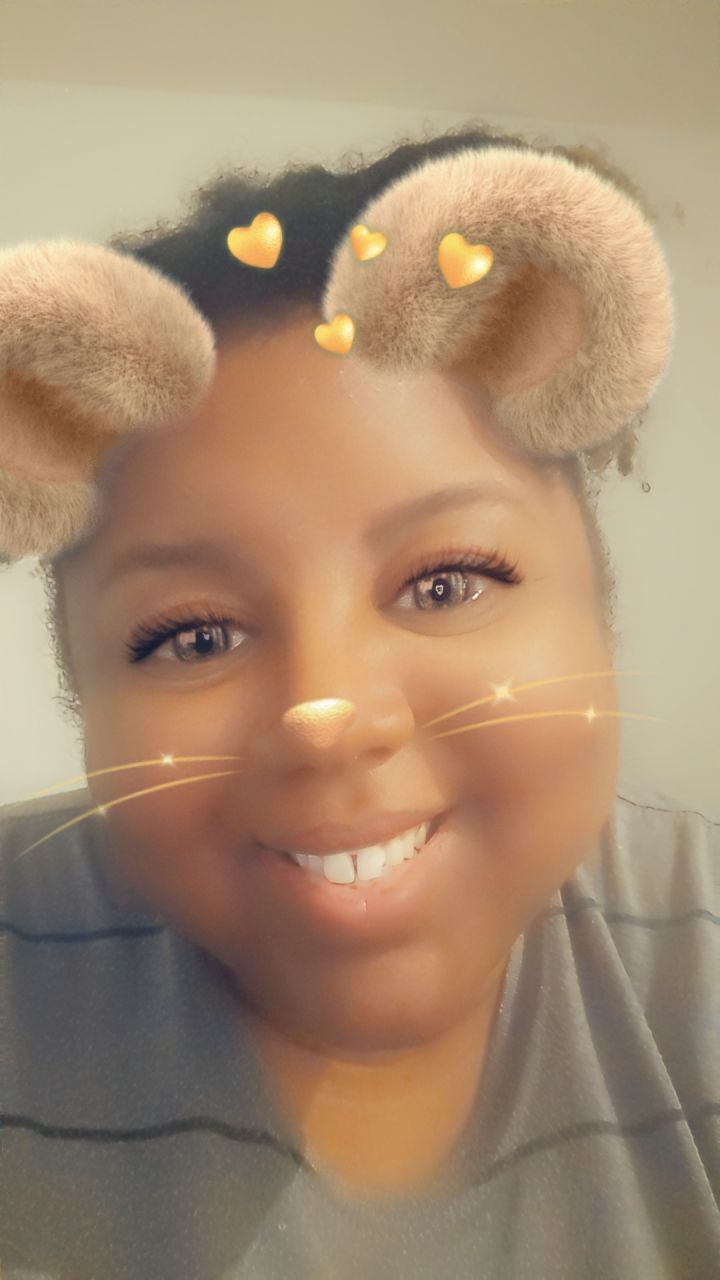 QueenDee20's picture 2 of 4
