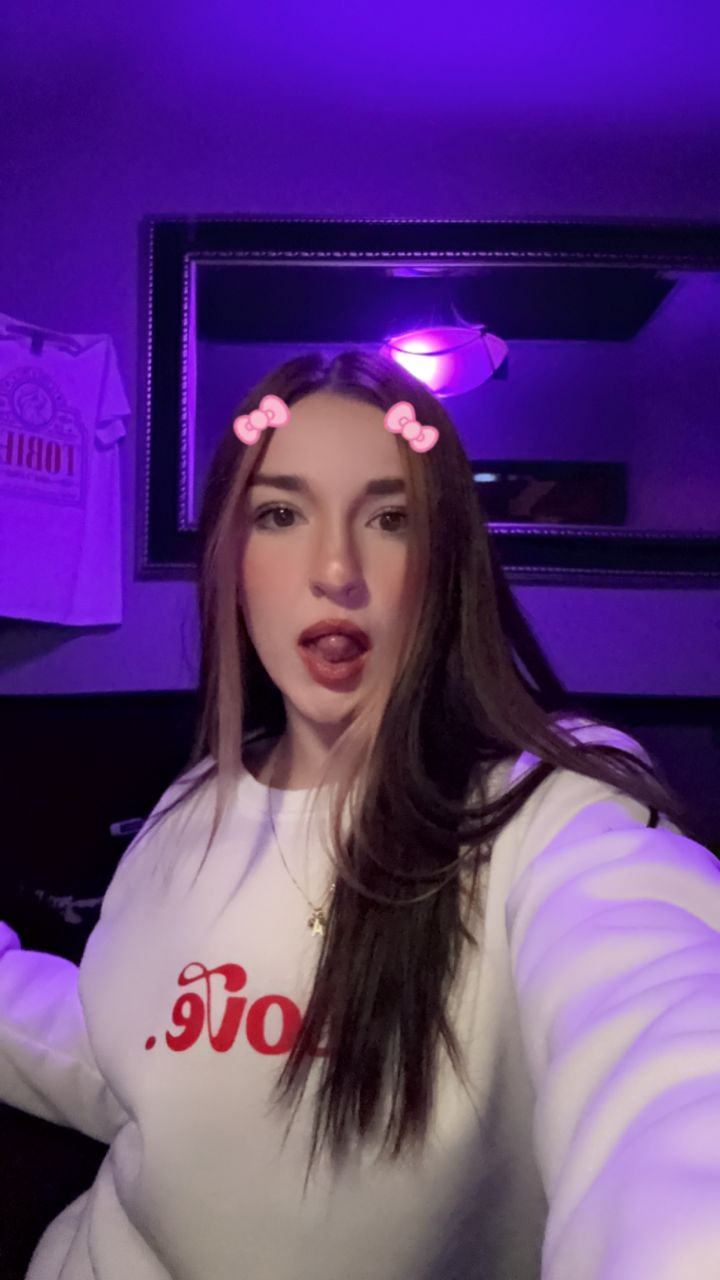 sarahmakaylaa's picture 3 of 4