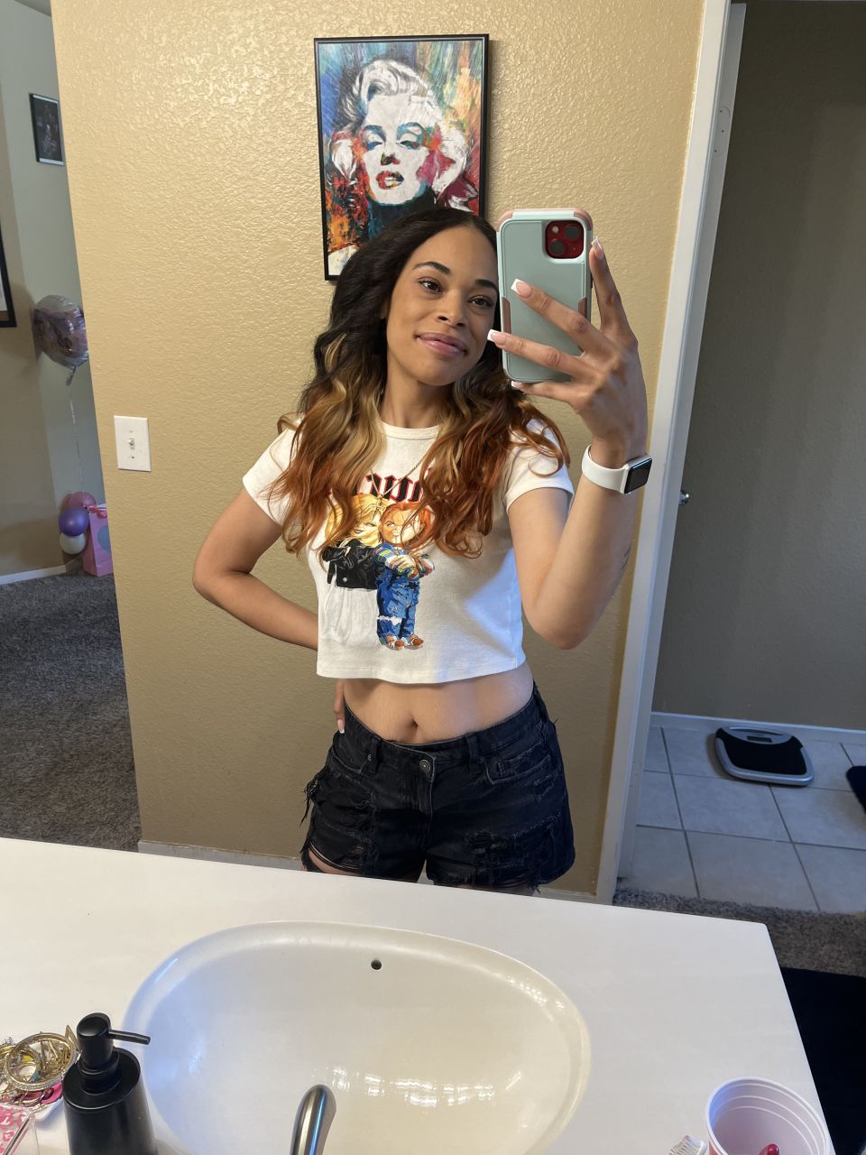 mymytheoneee's picture 4 of 4