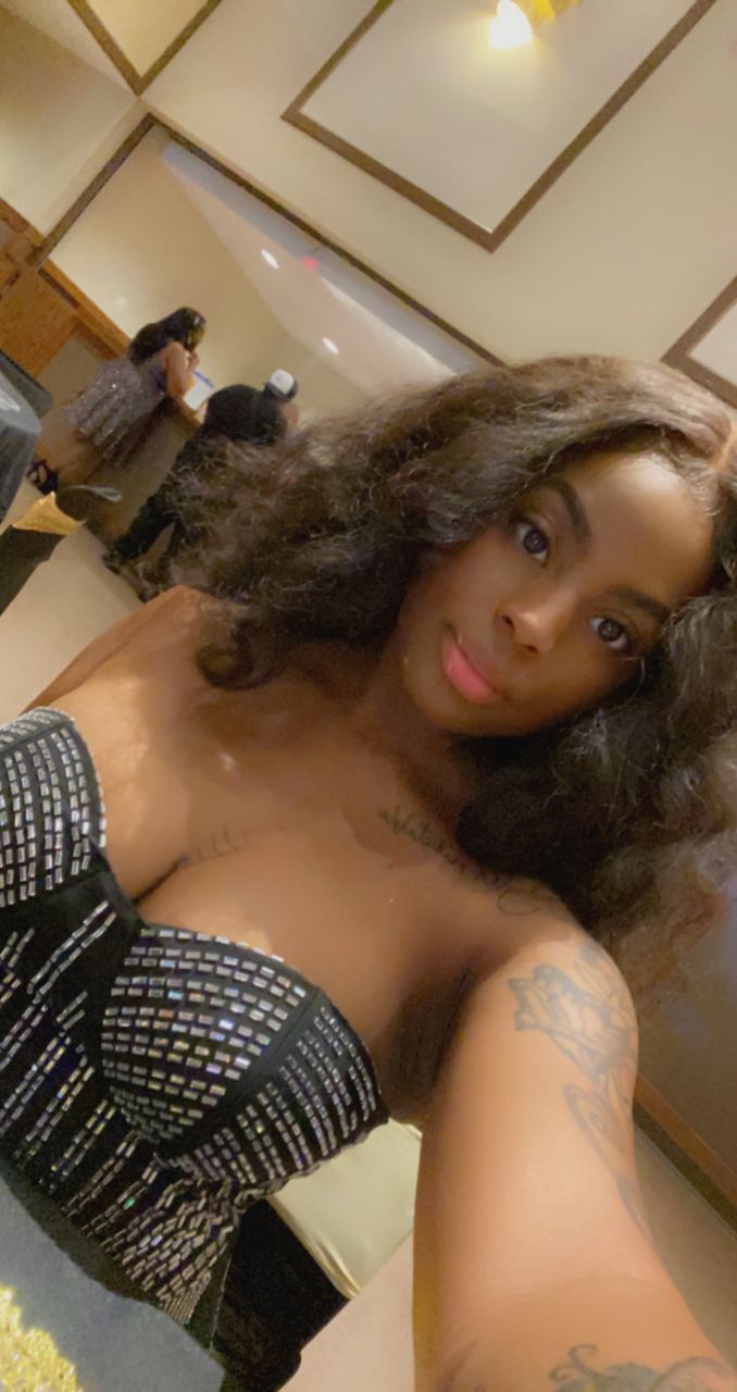 dreamgirlshyy's picture 2 of 3