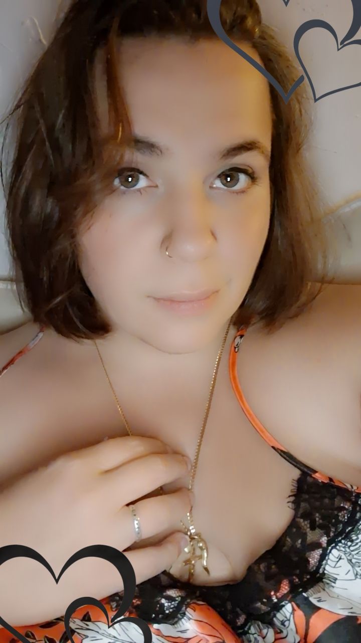 CurvyCuddlesXoX's picture 12 of 12