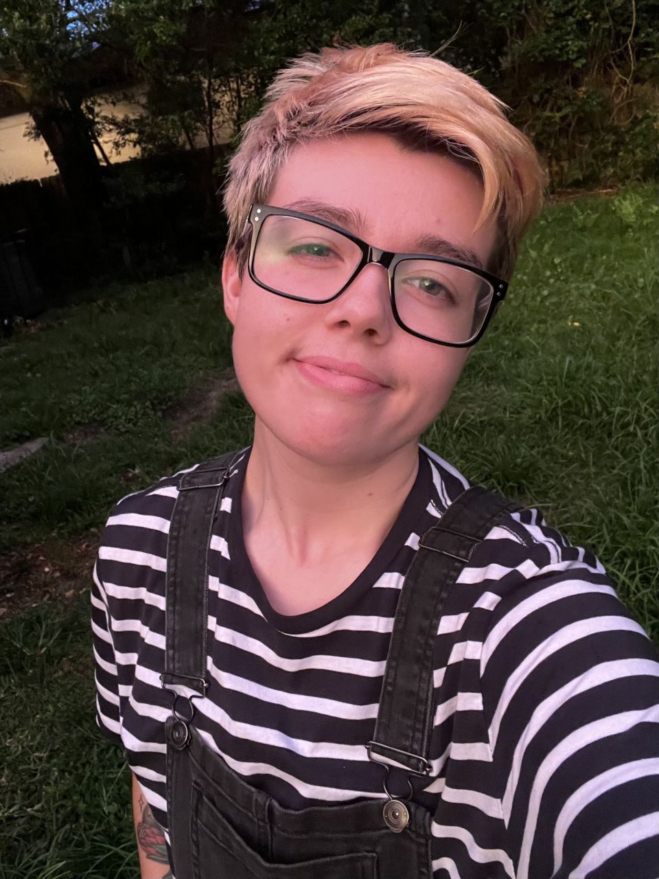 professional-cuddler-in-jacksonville-florida-us-maxaroni