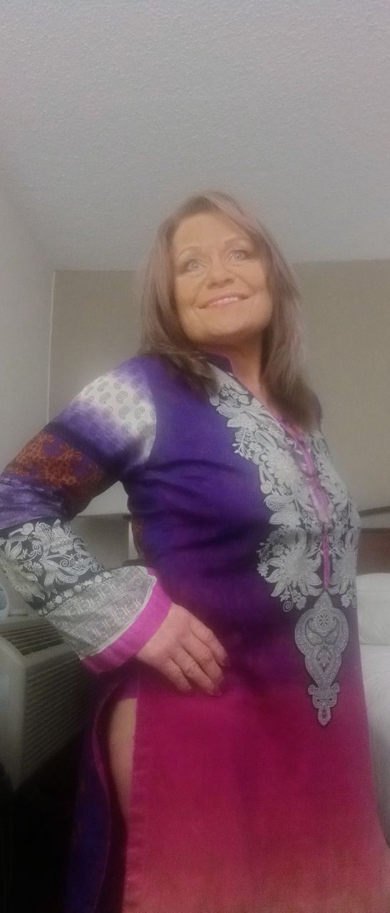 Daniella70's picture 2 of 2