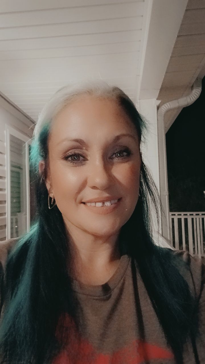 GiGi25's picture 3 of 3