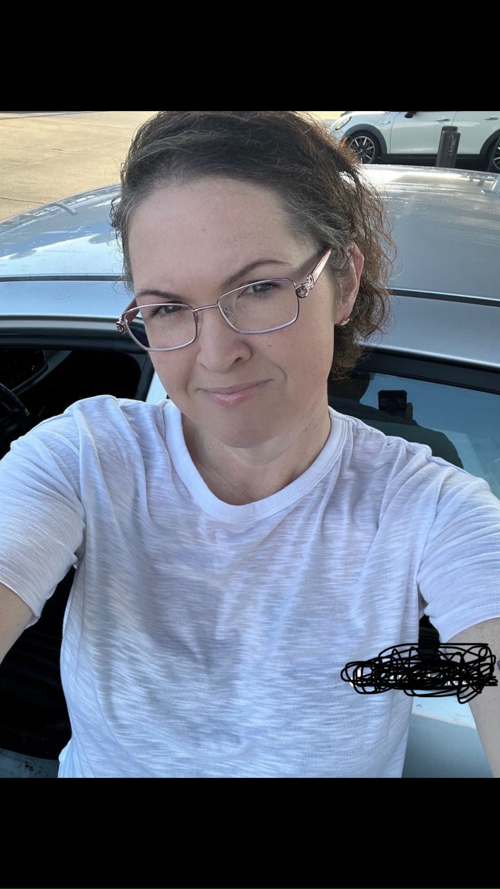 Professional Cuddler in Valdosta, US Violet4090