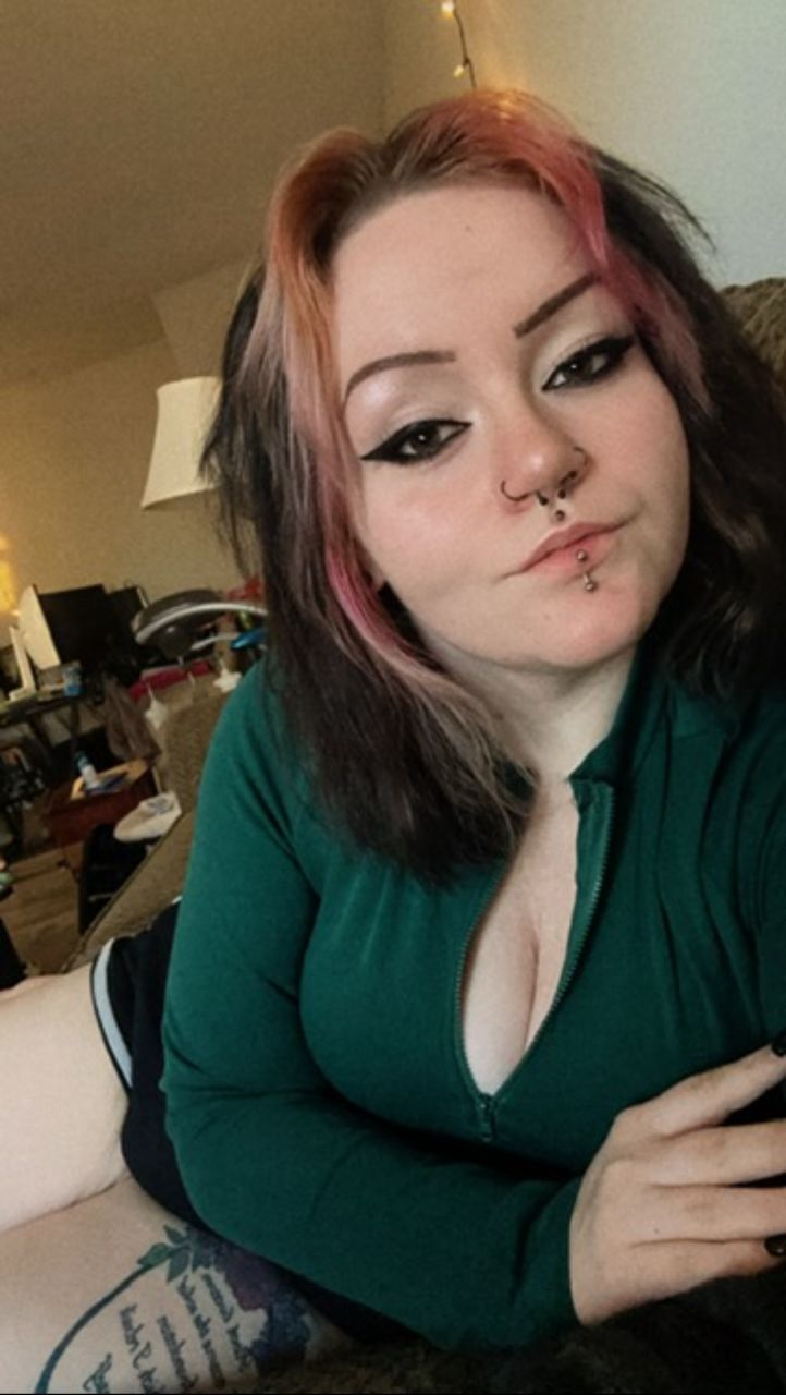 CuddleVic_'s picture 4 of 7