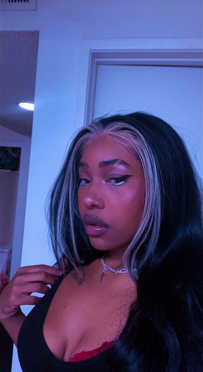 goth_gf's picture 9 of 10